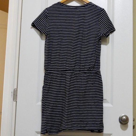 Weekend Dress | Navy & White Stripe w/ Pockets - Picture 3 of 3